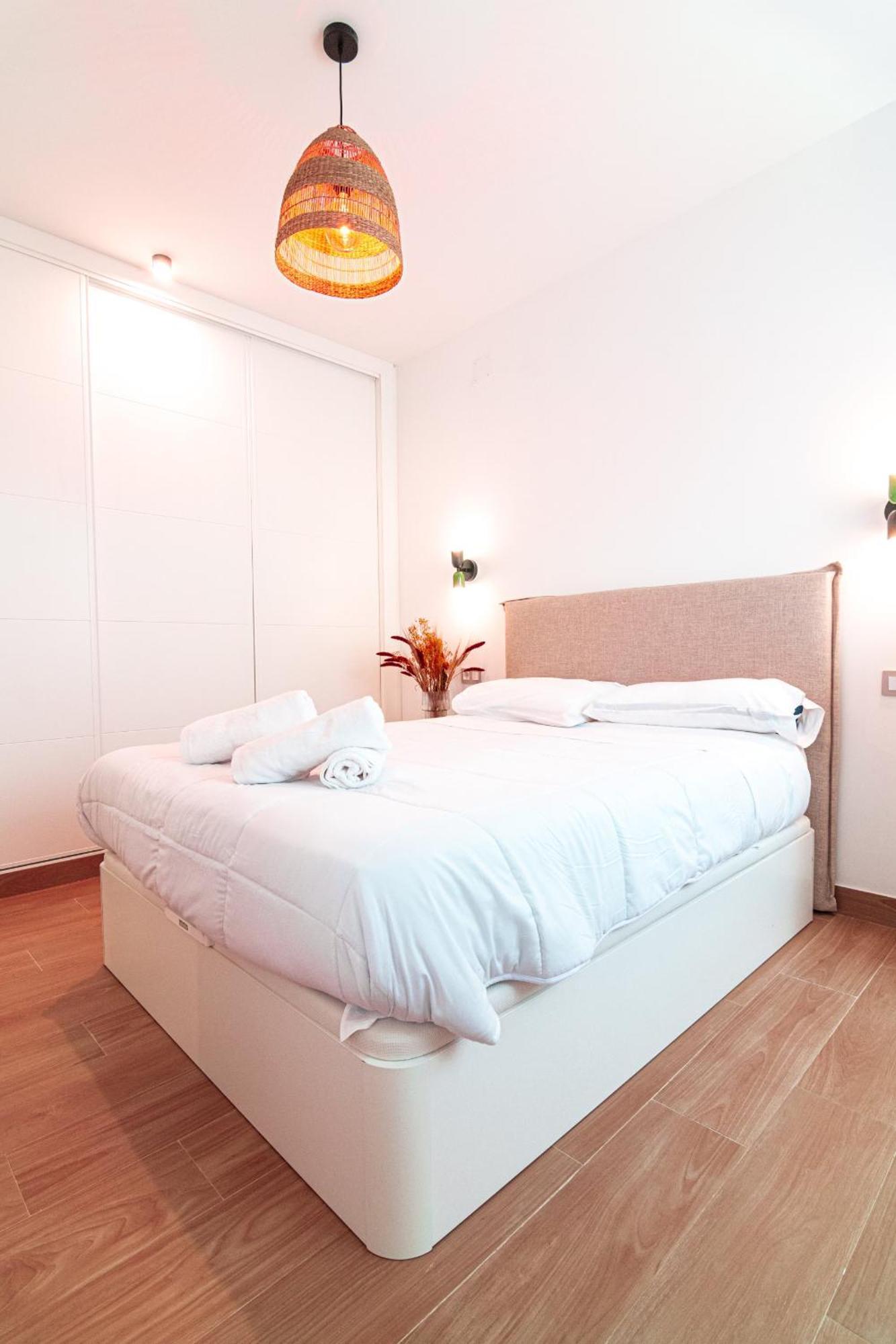 Edomus Castilla 120 Séville Extérieur photo
