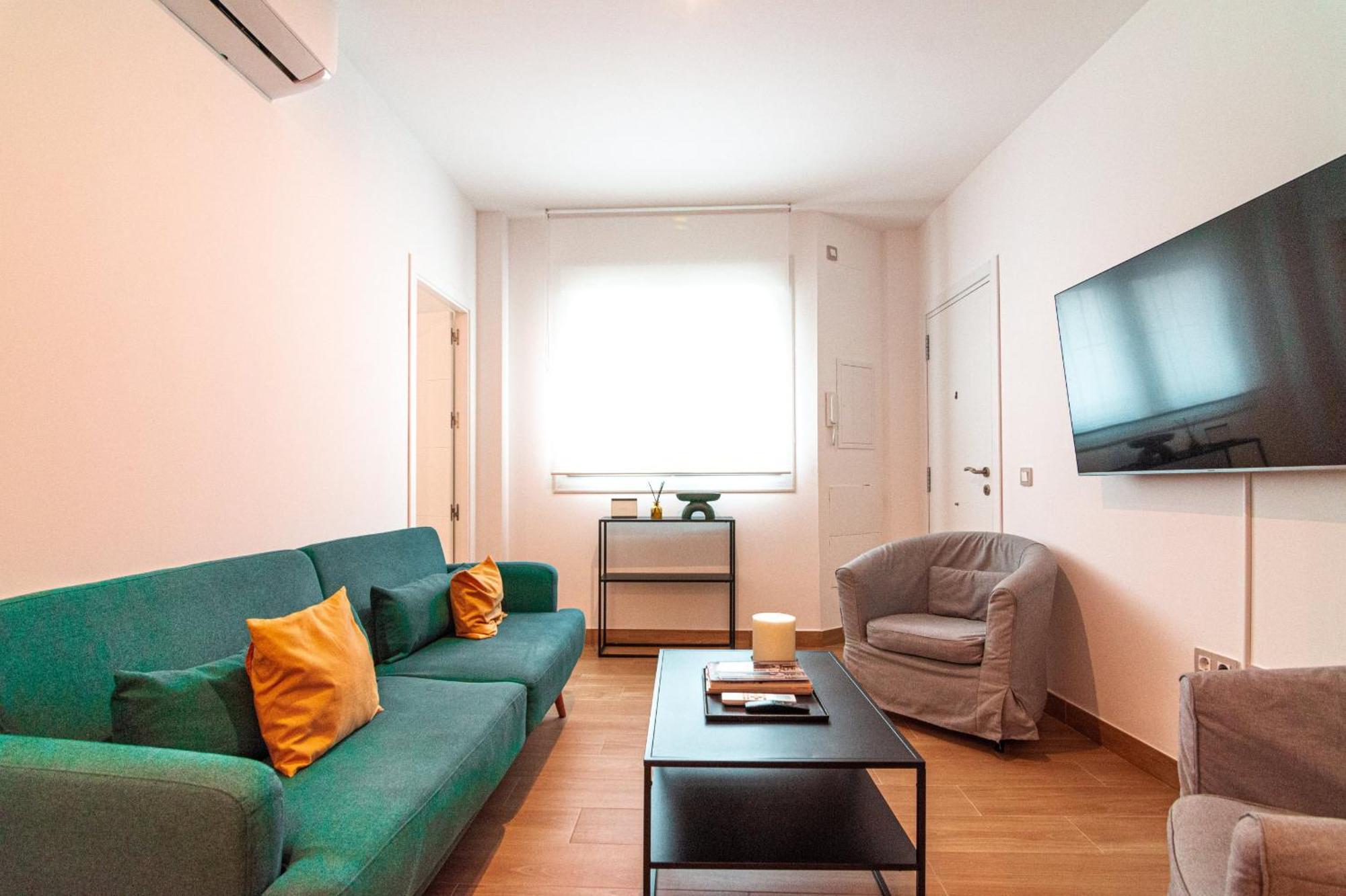 Edomus Castilla 120 Séville Extérieur photo